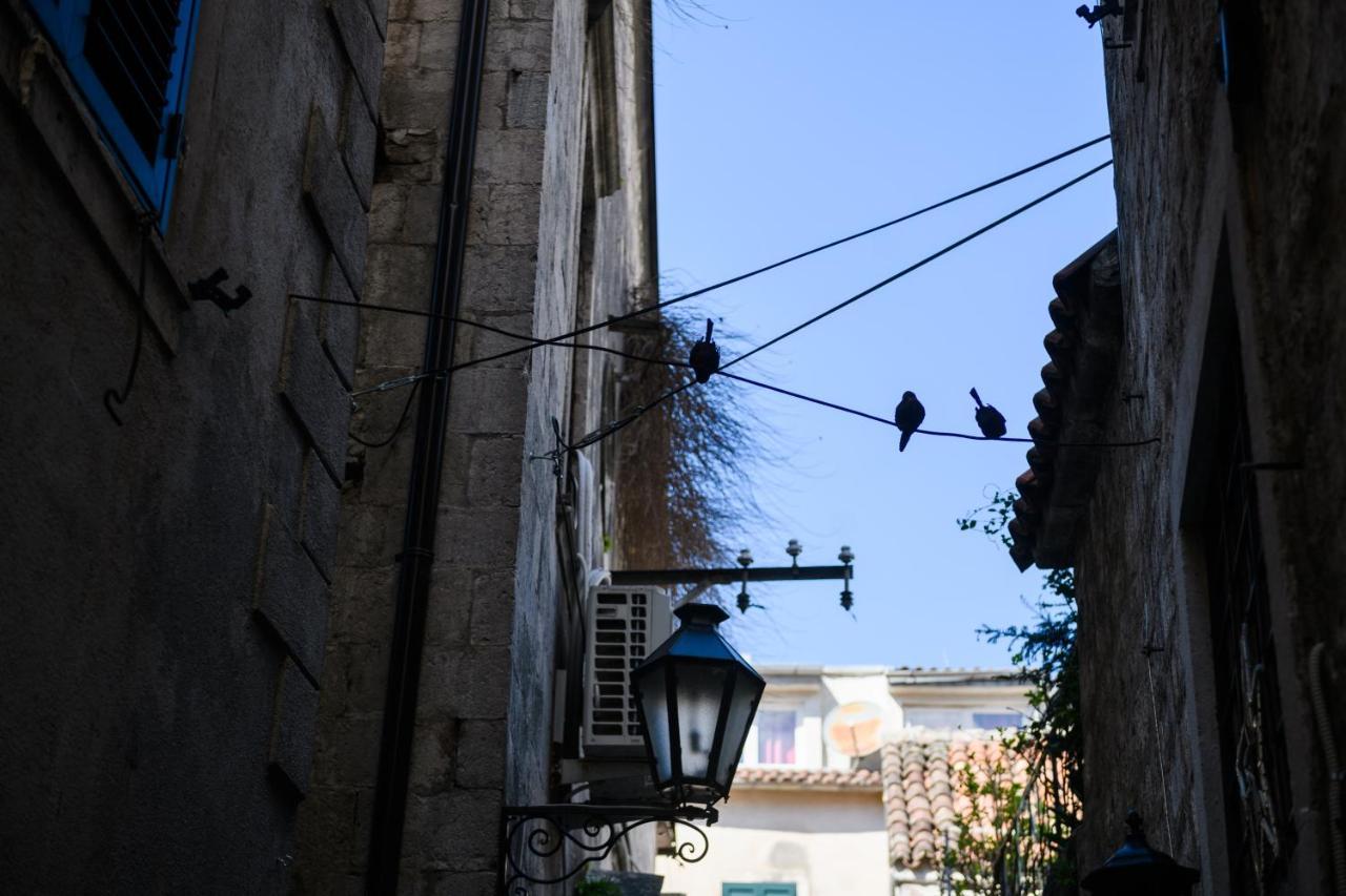 Apartmani Art Karampana Kotor Exterior photo